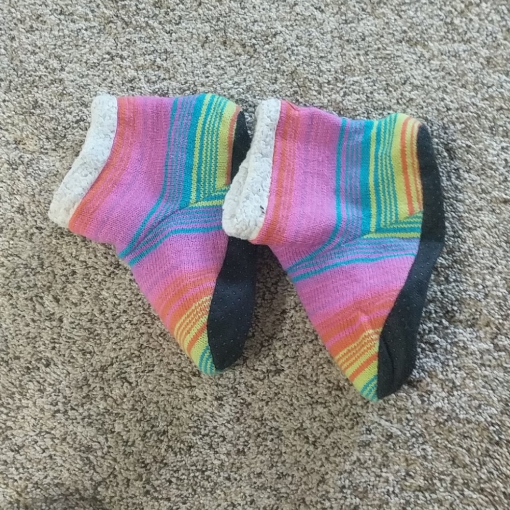 🌷🌷Rainbow Slippers